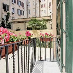 https://nizza-33.it-romehotels.com